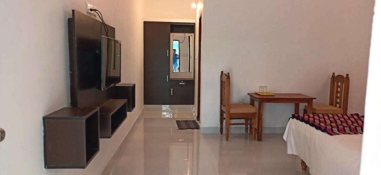 Hotel Neptune Kovalam Thiruvananthapuram Exterior photo